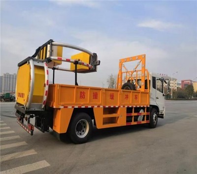 北京防撞緩沖車(chē)價(jià)格與廠(chǎng)家選擇——高速防撞車(chē)的品質(zhì)保證之道